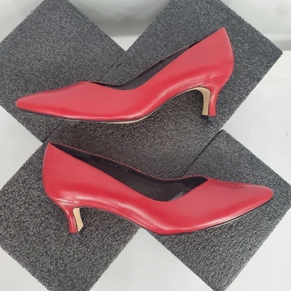 Ros Hommerson Shoe Women 11 M Red Heels